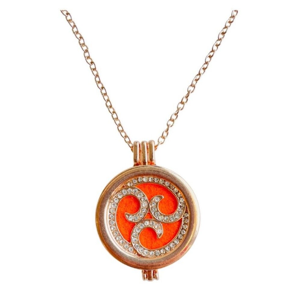Fragrance Locket Wearable Aromatherapy Necklace New